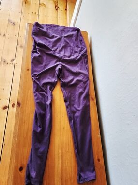 Senita Athletics Maternity Large Purple Leggings